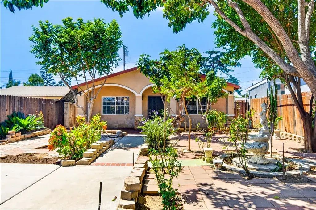 15822 Harvest Moon, La Puente