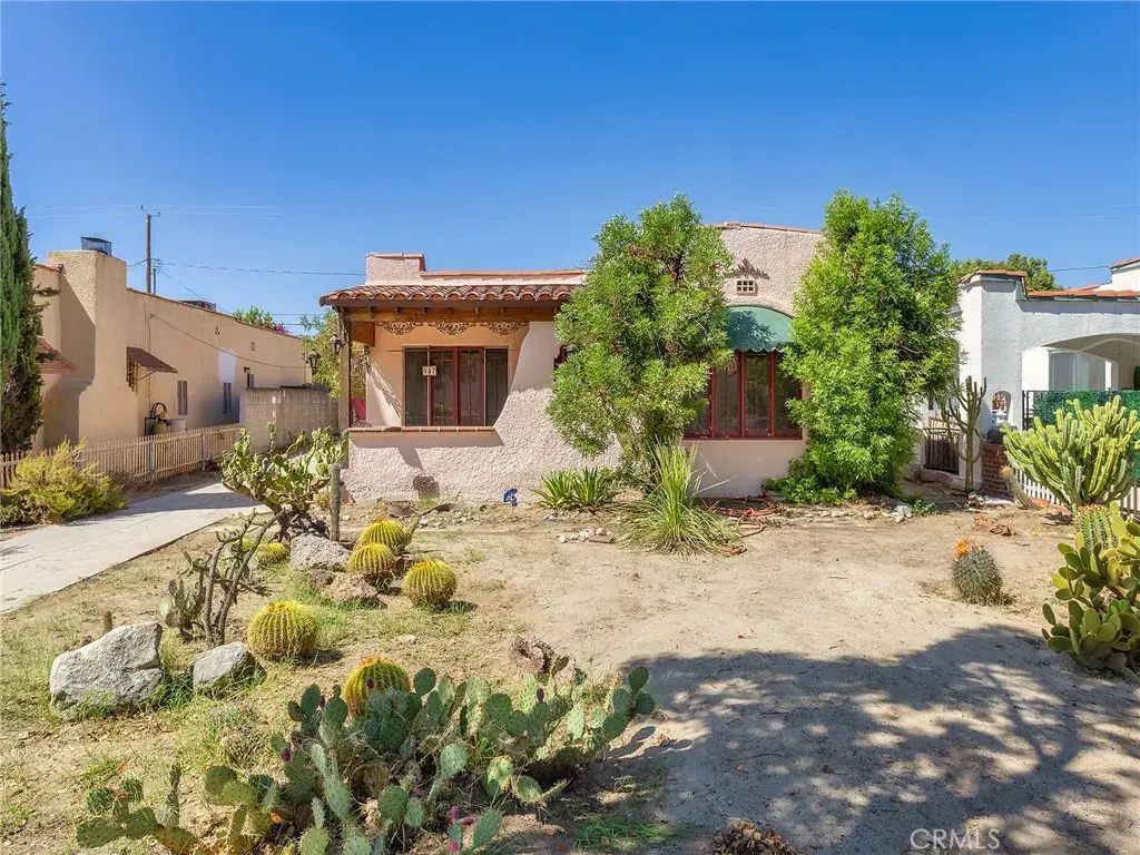 947 N Lincoln Street, Burbank
