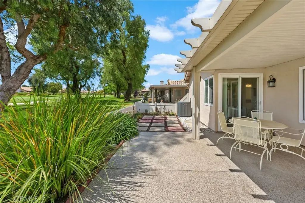 1085 Pauma Valley, Banning