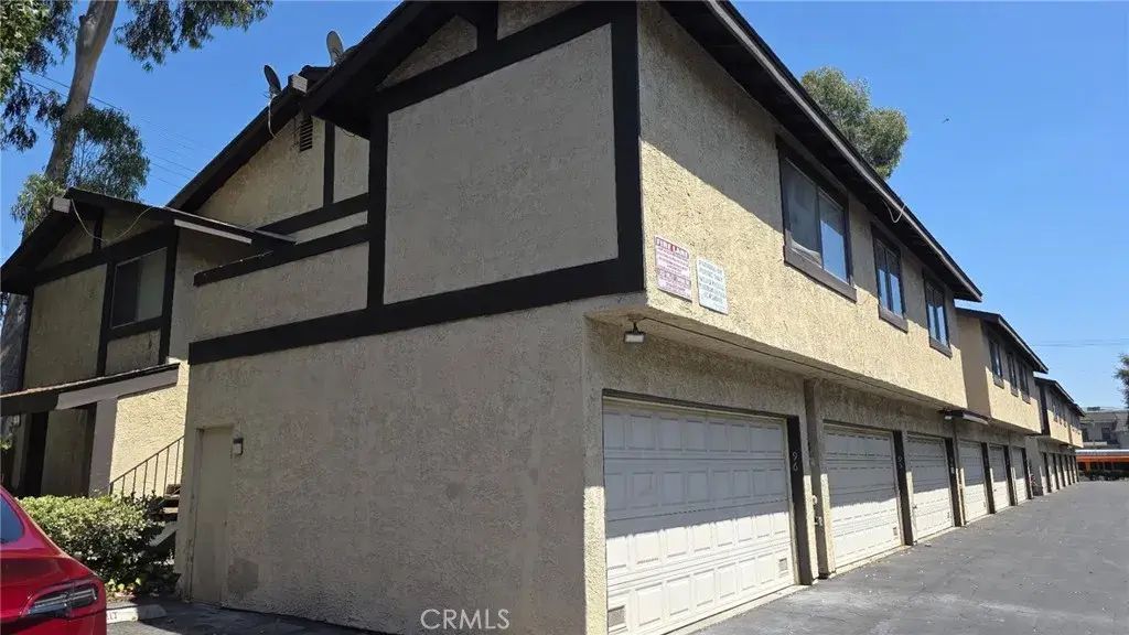 9800 Vesper 96, Panorama City