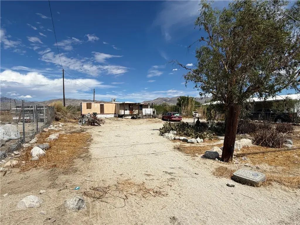 64050 Desert Sands, Desert Hot Springs