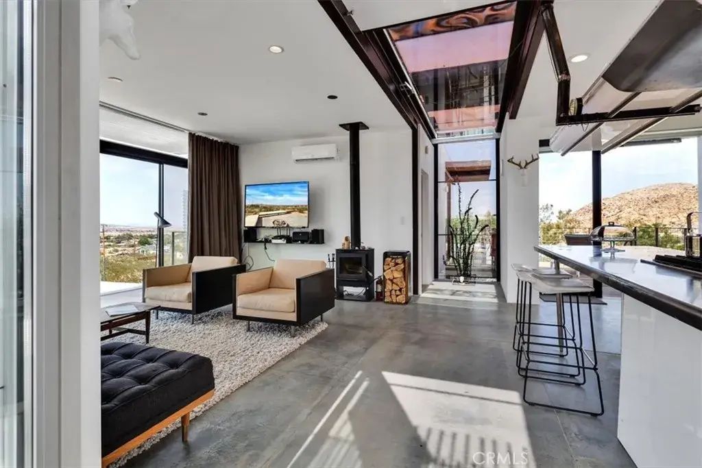 6957 Alturas Drive, Joshua Tree
