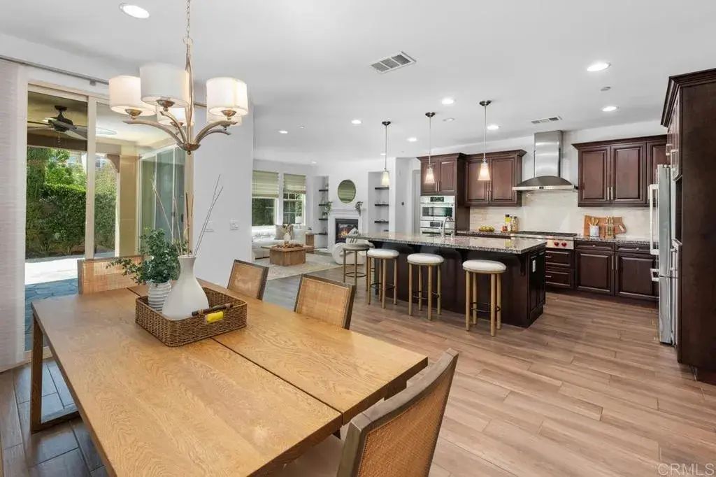 13950 Baileyana Lane, 