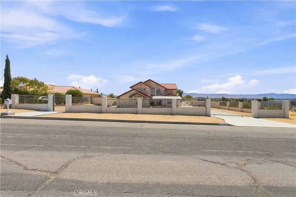 16239 Kamana Rd, Apple Valley