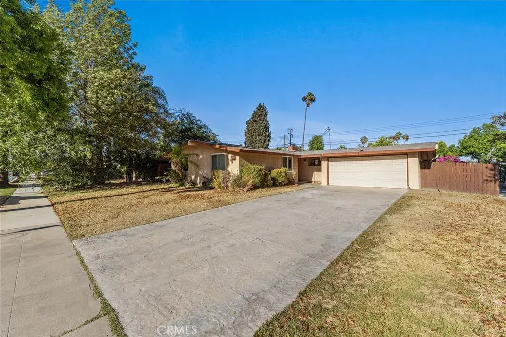 6790 El Cajon Dr, Riverside