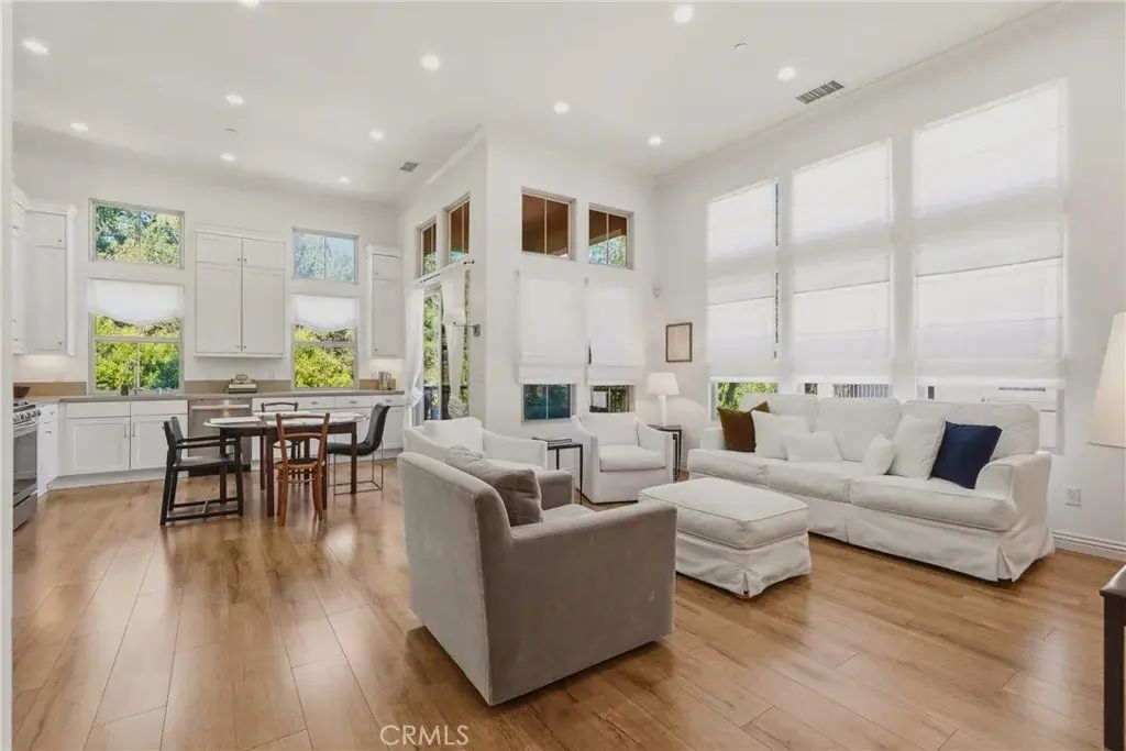 240 Mayfair, Irvine