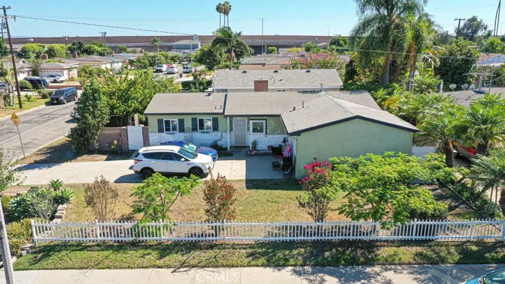 11812 Banner, Garden Grove