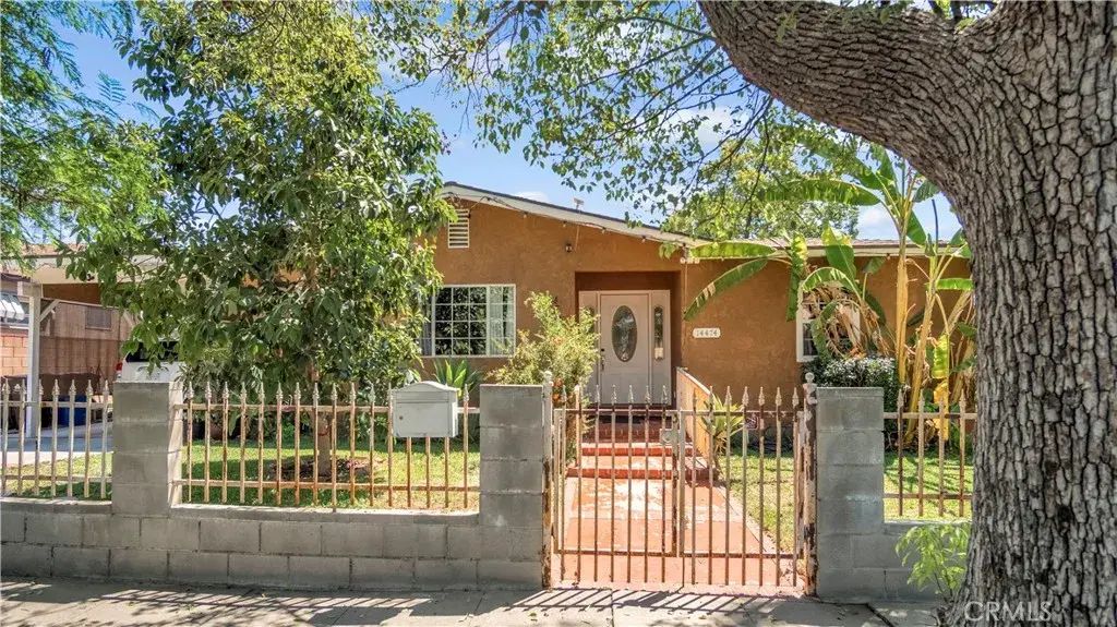 14474 Judd Street, Arleta
