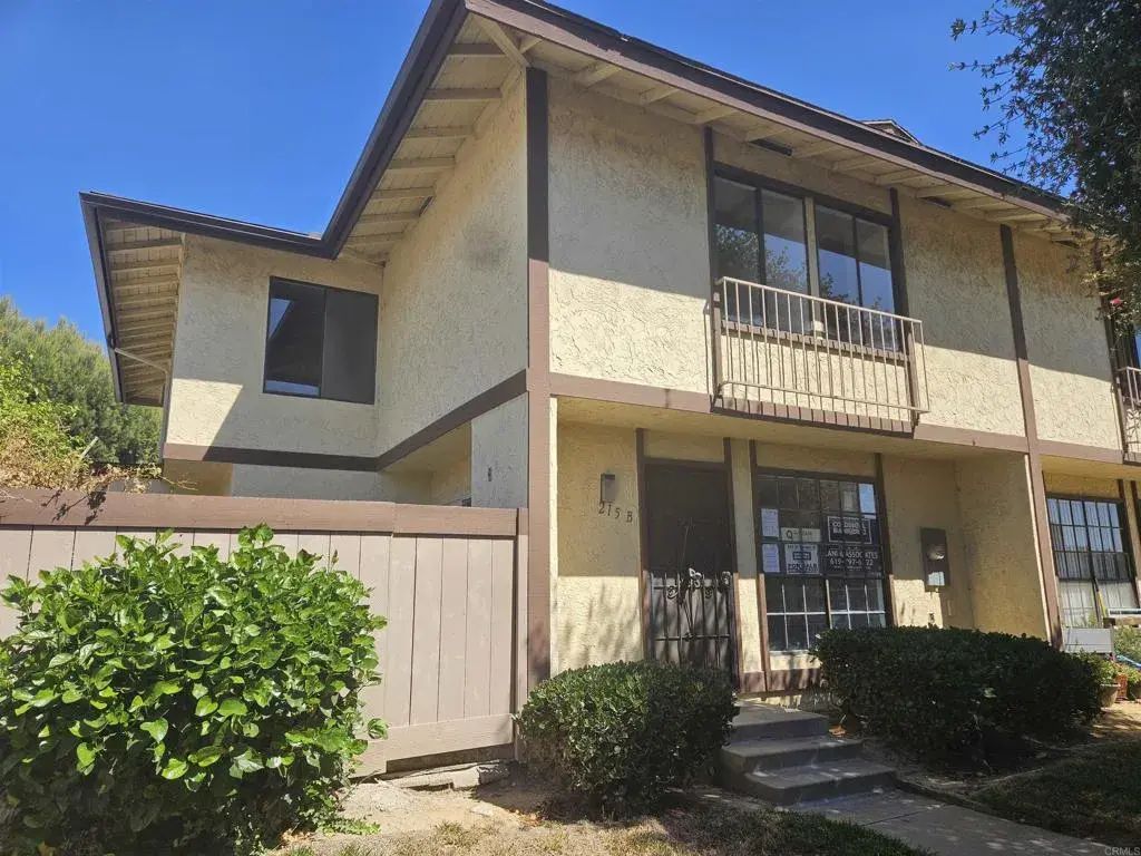 215 Otay Valley Rd B, Chula Vista