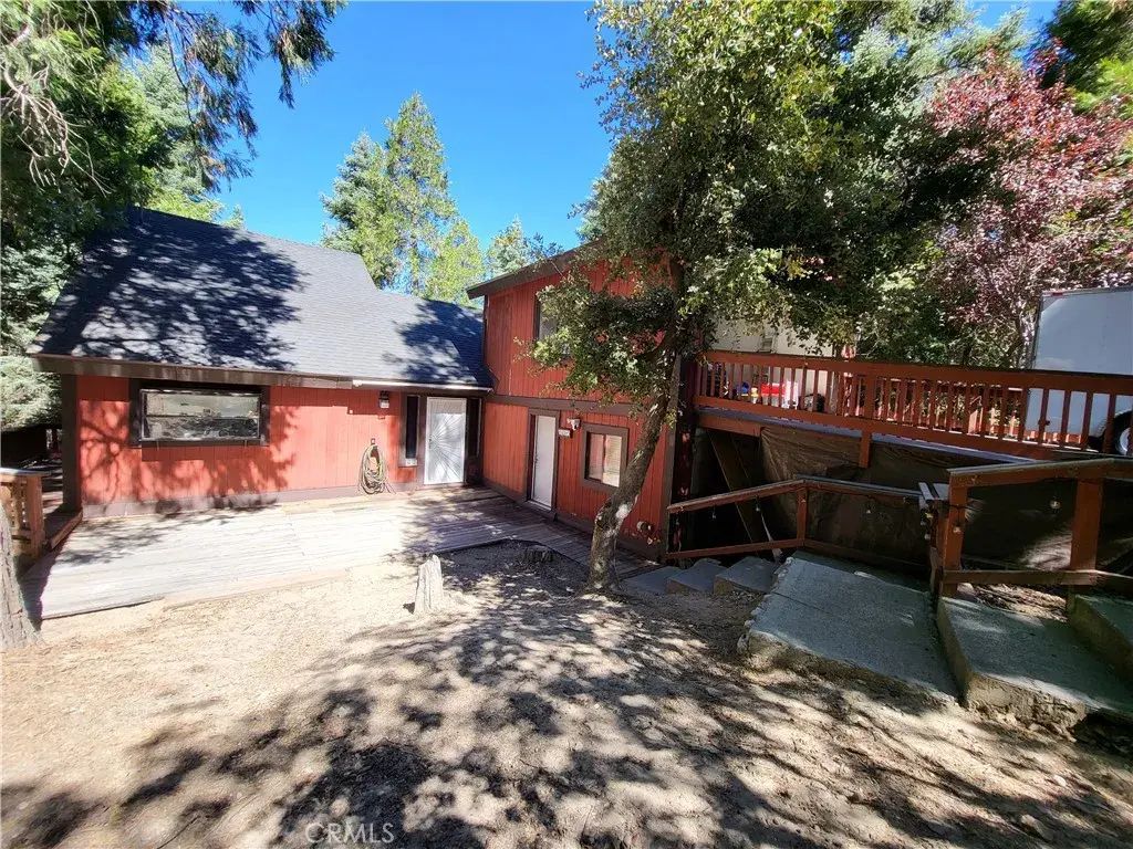 24812 Lake Gregory, Crestline