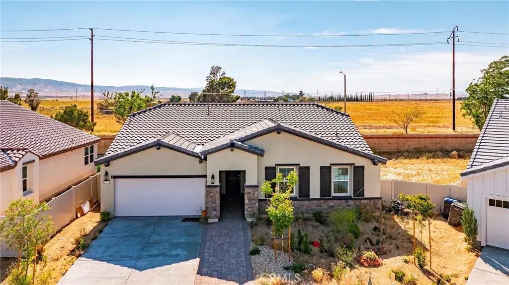 45061 Floral Vista, Lancaster