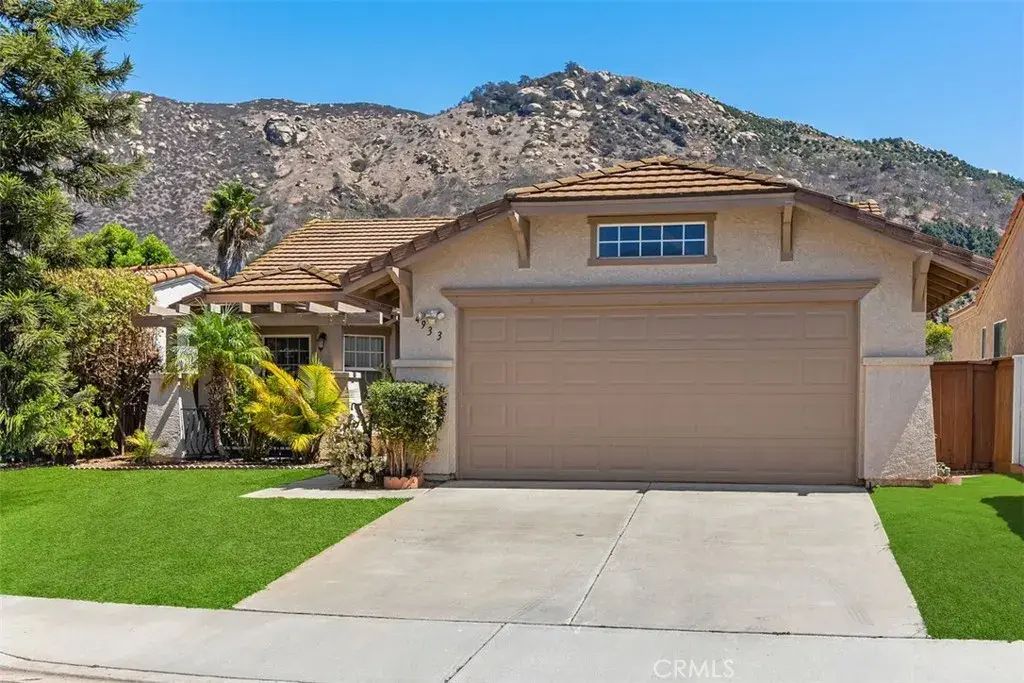 4933 Lake Shore Court, Fallbrook