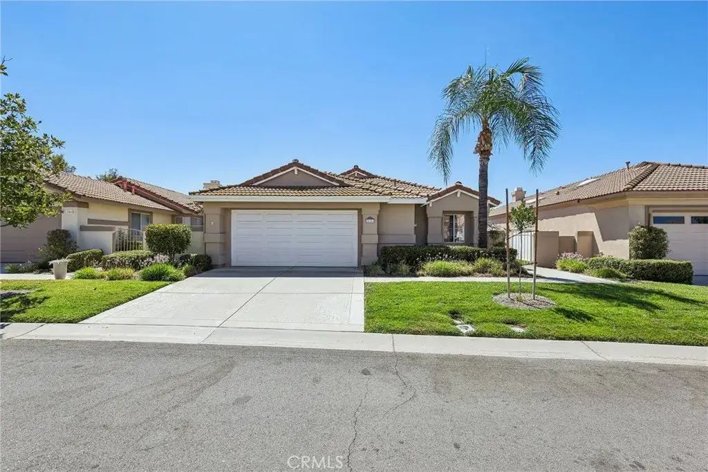 24181 Corte Cordoba, Murrieta