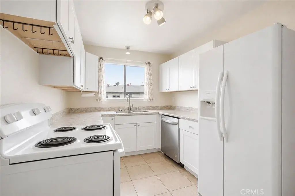 4164 Cherokee Avenue West E, NORTH PARK