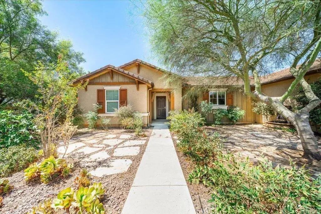 352 Tom Mcguinness Jr Circle, Fallbrook