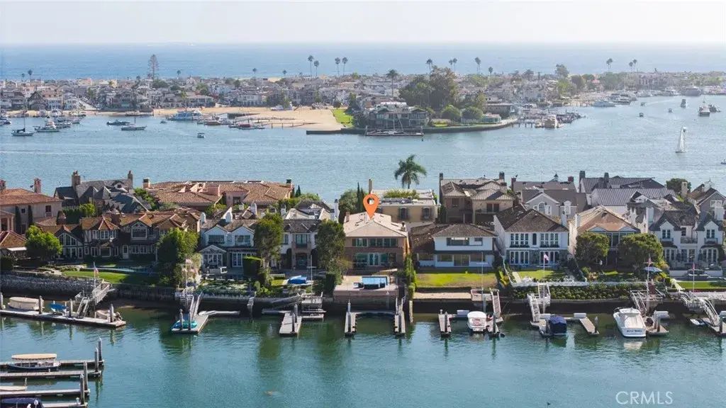 12 Harbor Island, Newport Beach