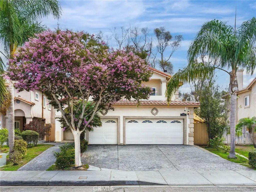12108 S La Cienega, Hawthorne