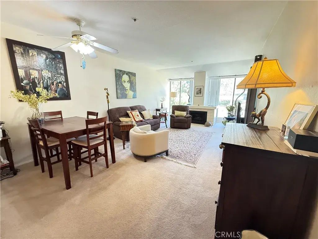230 Lille 202, Newport Beach