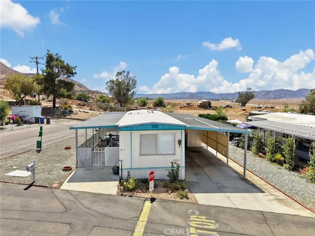 1700 S State 68, Hemet