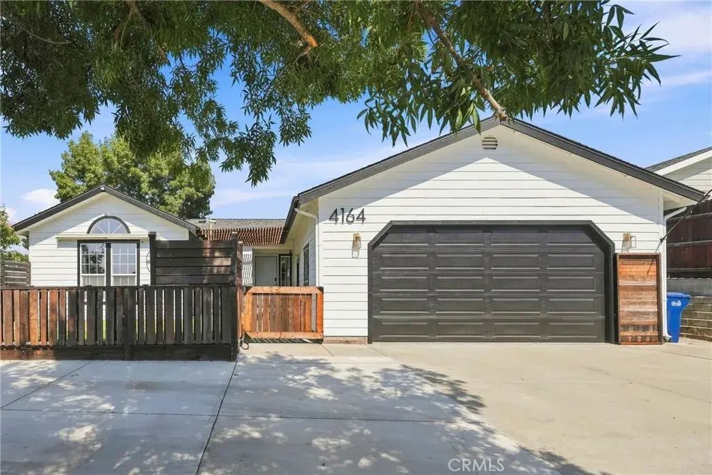 4164 Hackney, Paso Robles