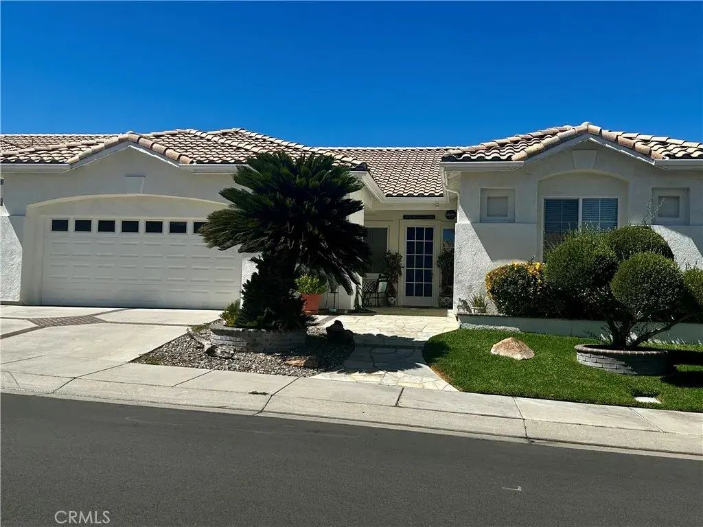 4974 Singing Hills, Banning