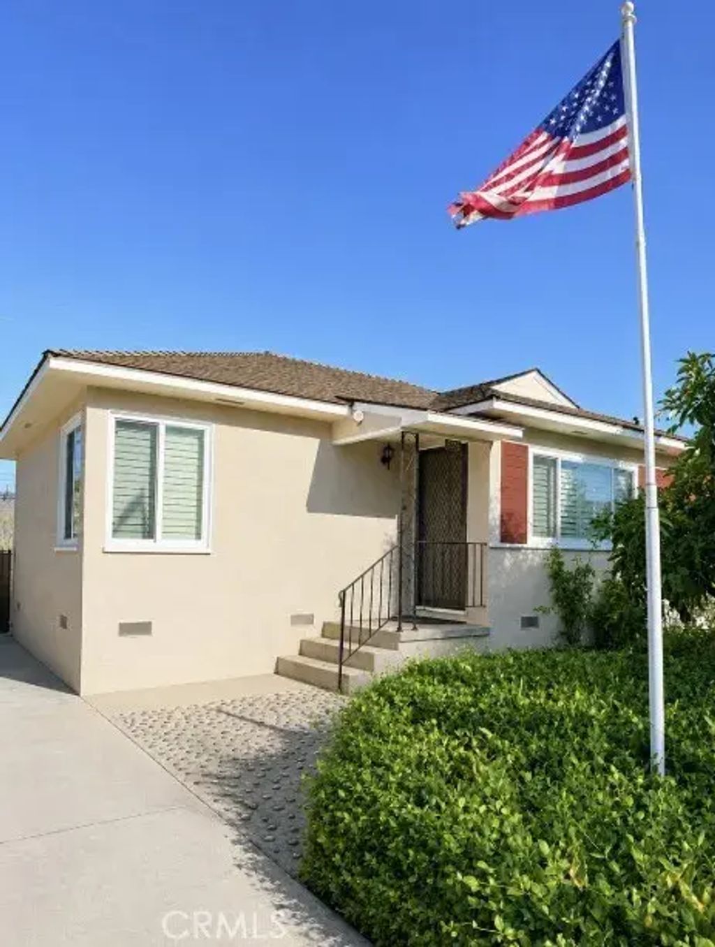 4538 Adenmoor Avenue, Lakewood