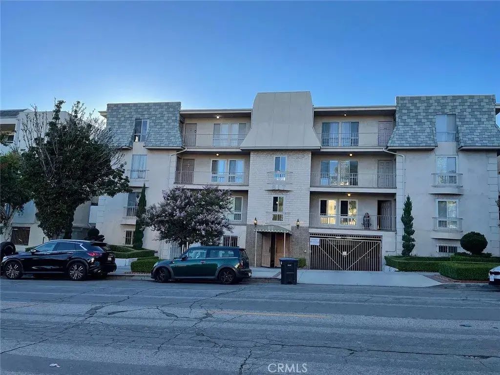 617 E Angeleno 301, Burbank
