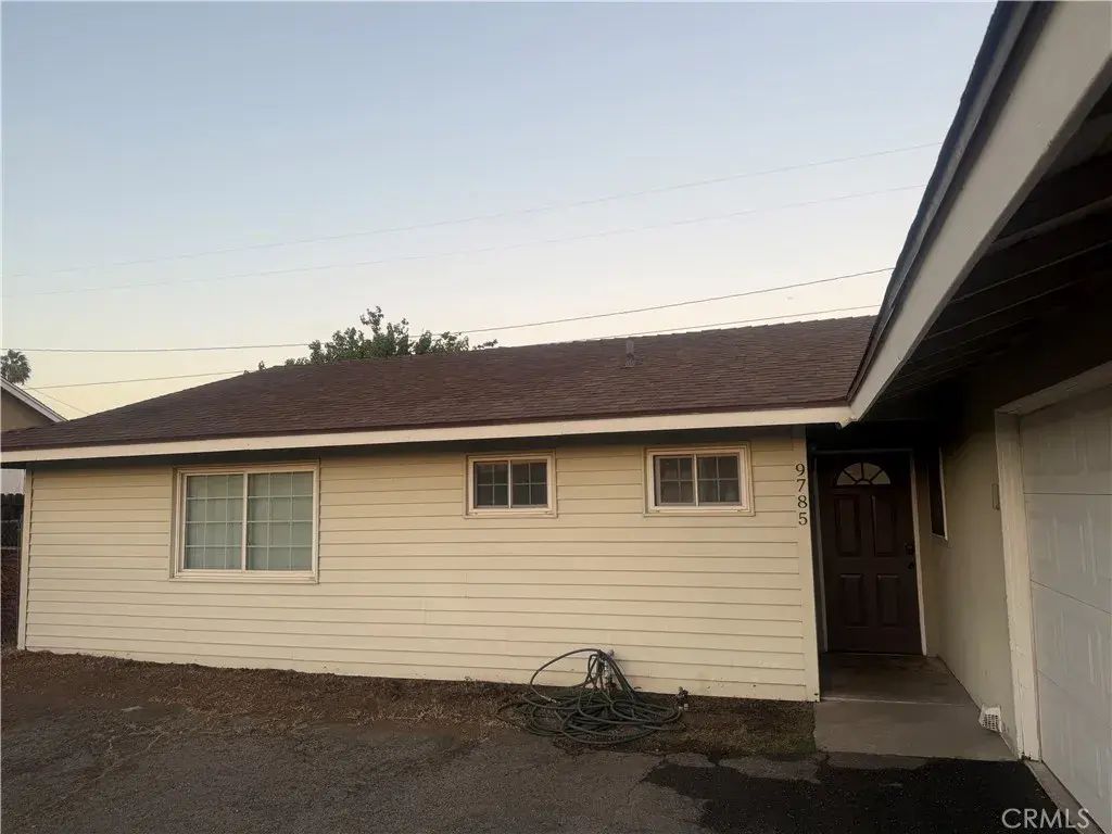 9785 Vine, Bloomington