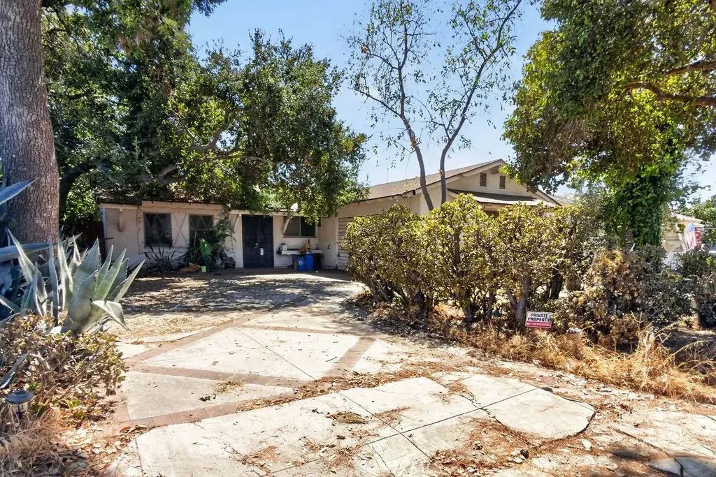 1116 Essex, Glendora