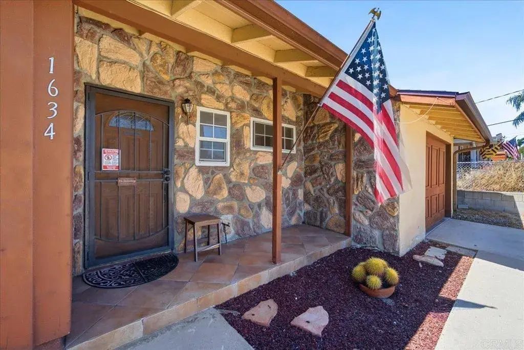 1634 Rush Avenue, Vista