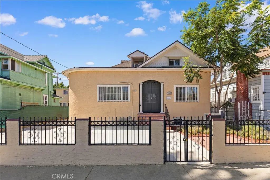 1147 S Westlake Avenue, Los Angeles