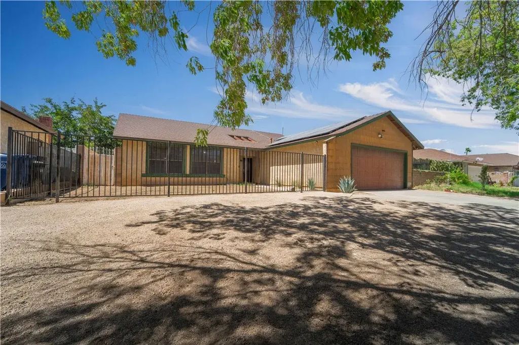 45115 18th Street West, Lancaster