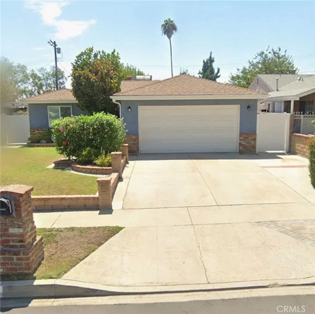 13213 Woodcock, Los Angeles
