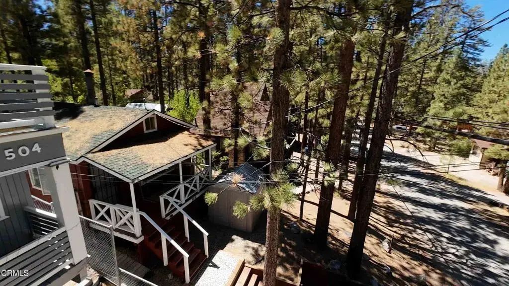 506 W Rainbow Boulevard, Big Bear