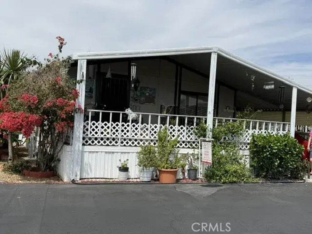 1540 E Trenton, Orange