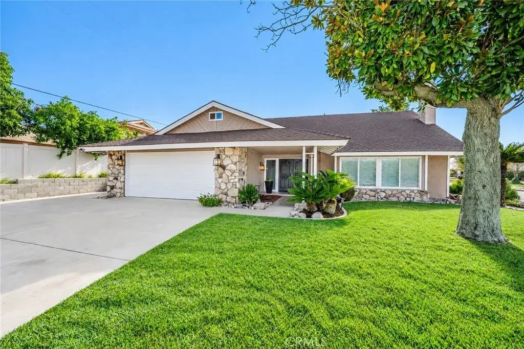 5991 Rogers Lane, San Bernardino