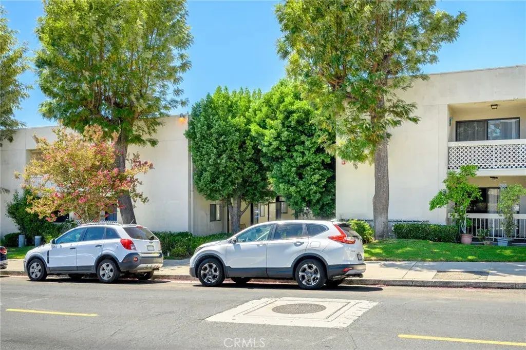10149 Commerce Avenue 25, Tujunga