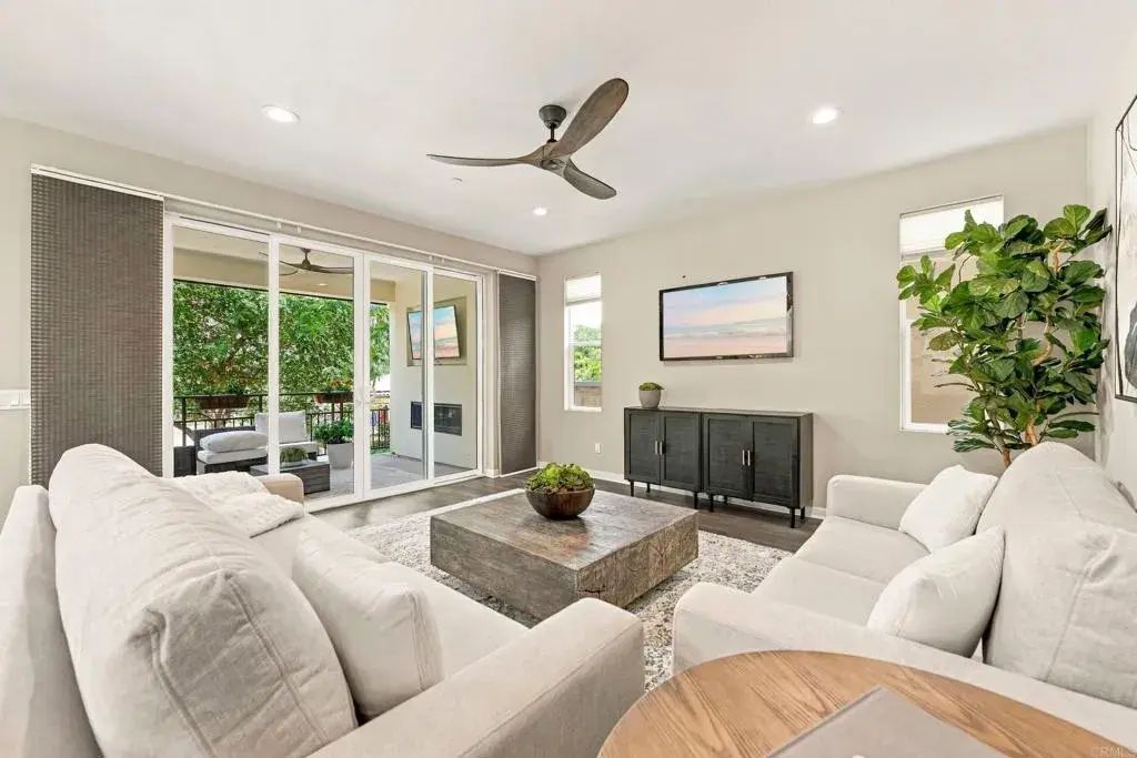 15110 Lincoln Loop, 