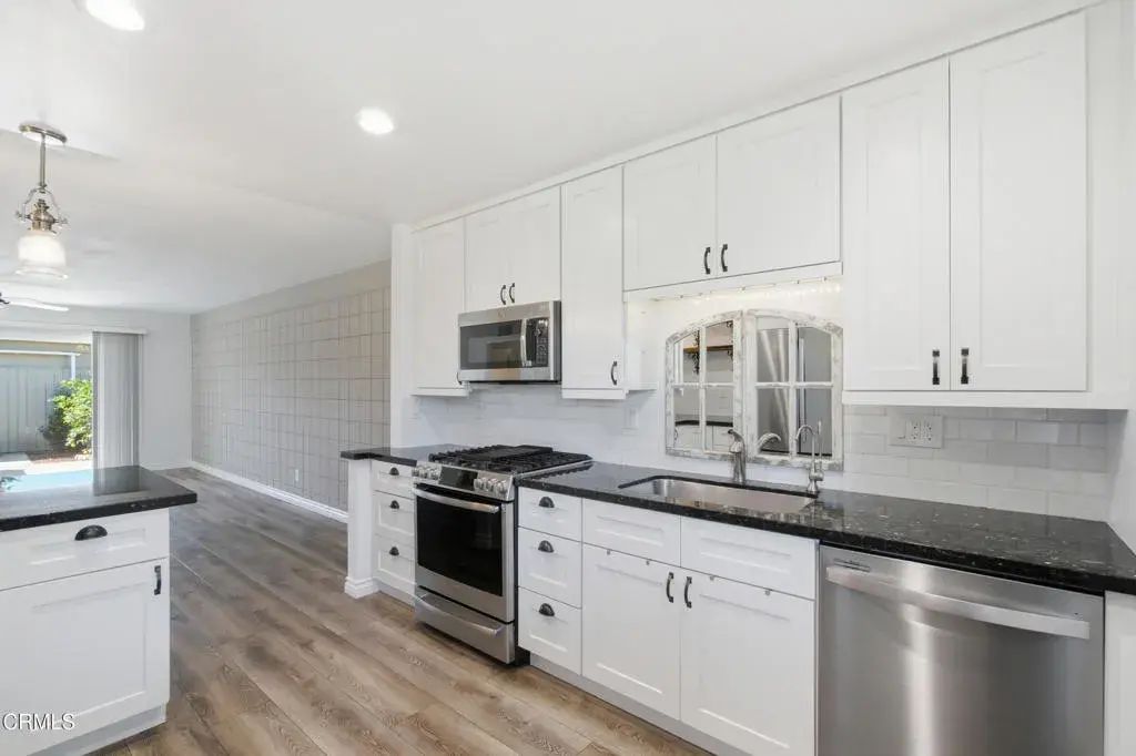 184 W Fiesta Green, Port Hueneme