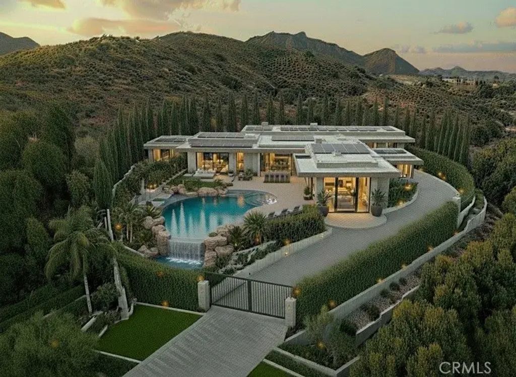 4774 Golf Course Drive, Westlake Village