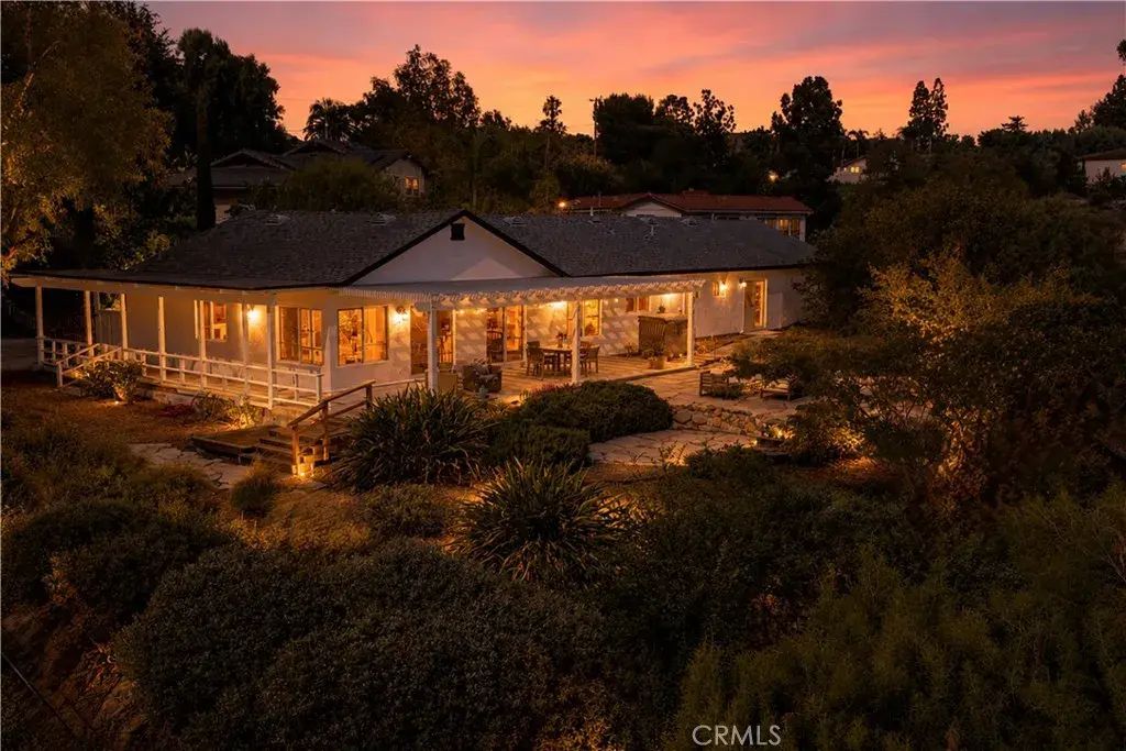 18702 Mesa, Villa Park