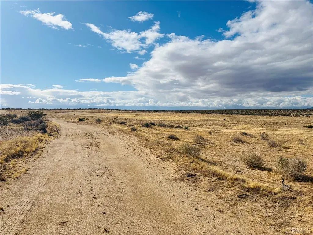 10 Timlin Way, California City