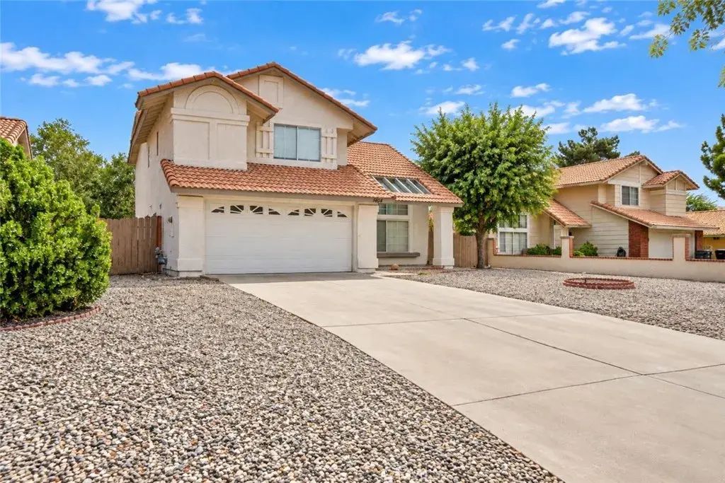1404 Springline Drive, Palmdale