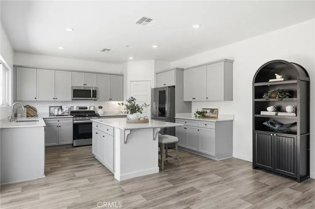 9634 Maple Terrace Lane, Shafter