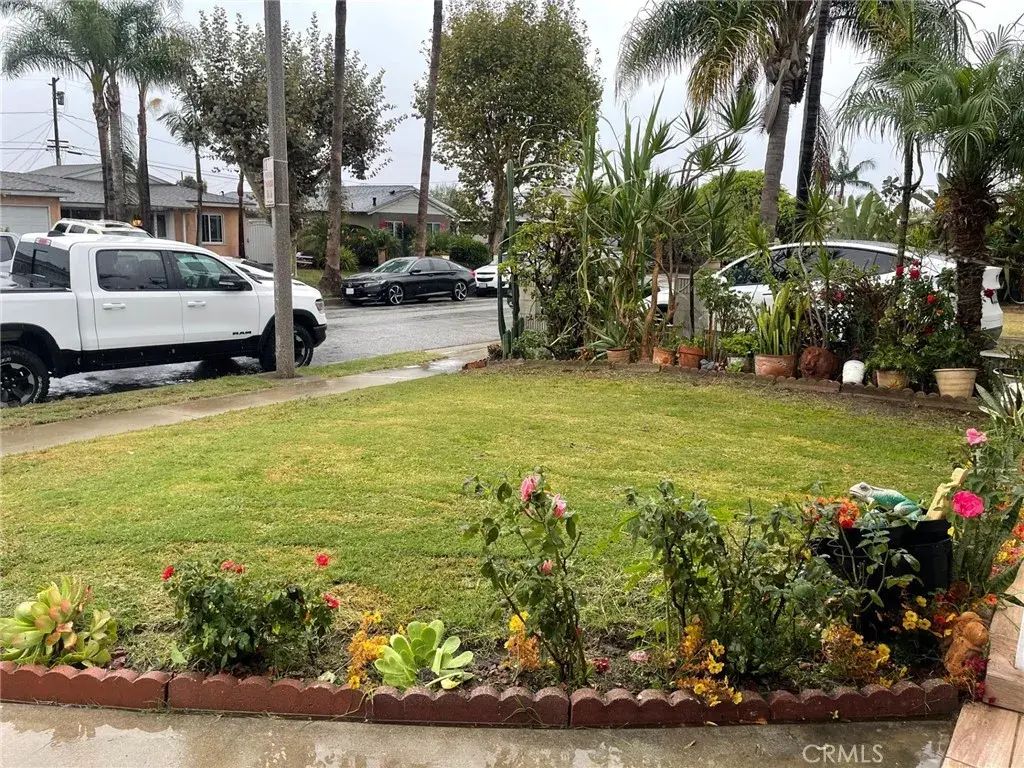 23327 Orchard, Carson