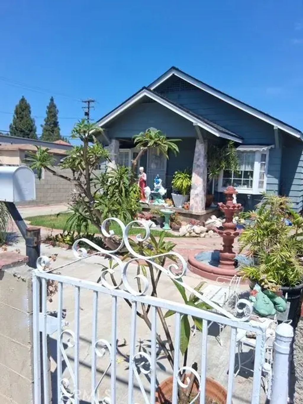 15122 San Jose Avenue, Paramount