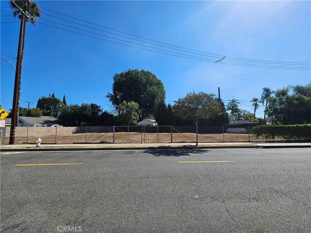 2311 N Bush, Santa Ana
