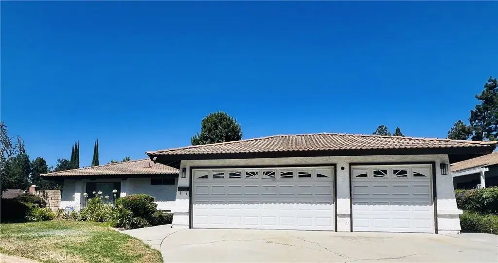 1319 Paseo Encinas, San Dimas