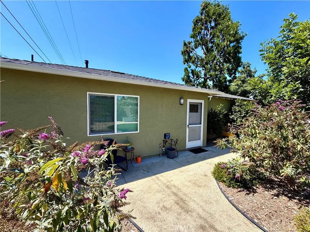 140 Princeton B, Claremont