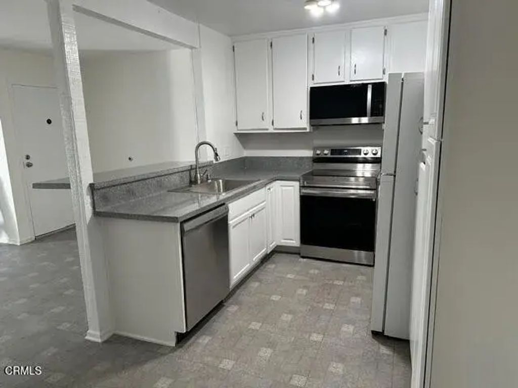 1300 Saratoga Avenue 1212, Ventura